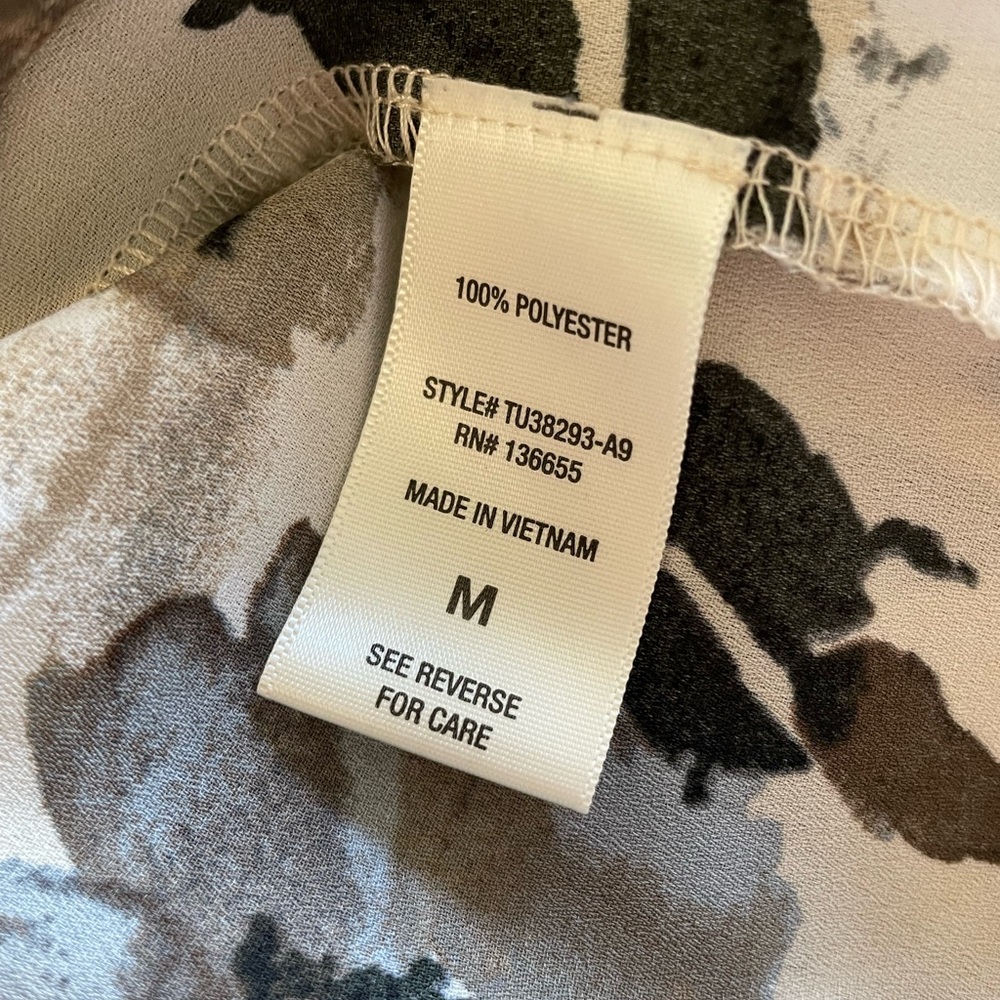 West Kei Cream Floral Blouse - Picture 8 of 9